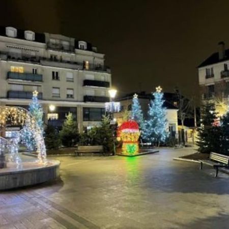 Studio A 2 Pas De La Gare Сартрувиль Экстерьер фото